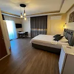 Ada Hotel