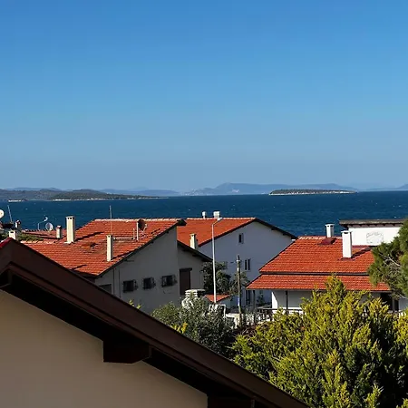 Ada Urla
