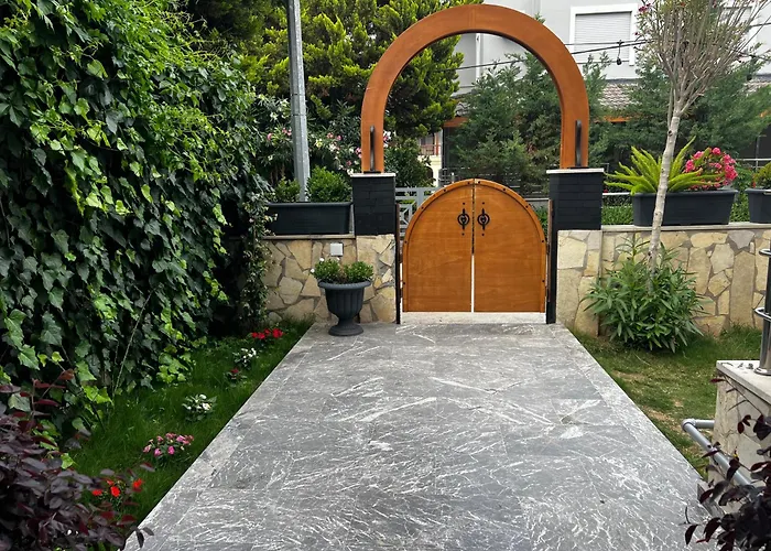 Ξενοδοχείο Ada *